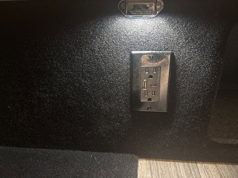 Used 2024 Mercedes-Benz Sprinter 3500 image 31