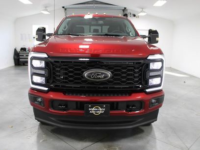 New 2026 Ford F250 Lariat w/ Black Appearance Package