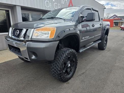 Used 2011 Nissan Titan S image 4