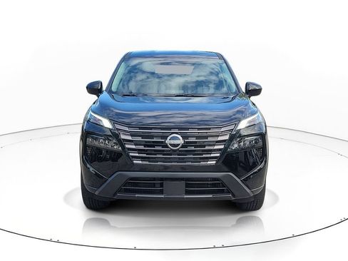 New 2026 Nissan Rogue SV FWD image 2