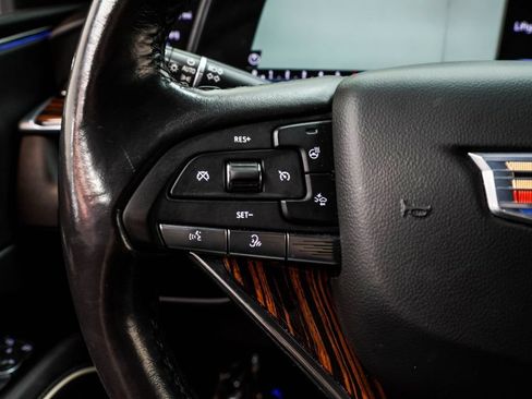 Used 2021 Cadillac Escalade Luxury RWD image 41