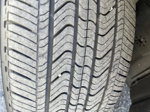 Used 2022 Honda HR-V EX image 8