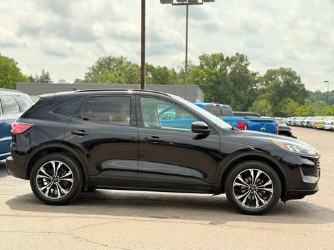 Certified 2022 Ford Escape SEL w/ SEL Stealth AWD Package image 33