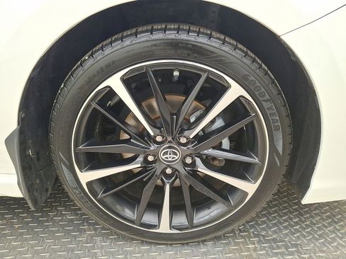 Certified 2019 Toyota Camry XSE image 27