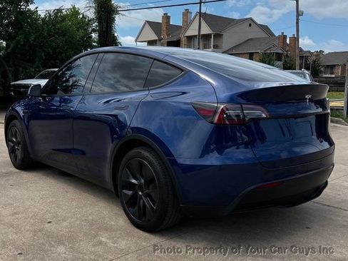 Used 2025 Tesla Model Y Long Range RWD image 10
