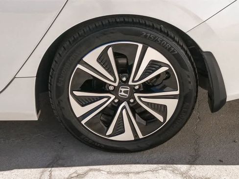 Used 2018 Honda Civic EX-T image 6