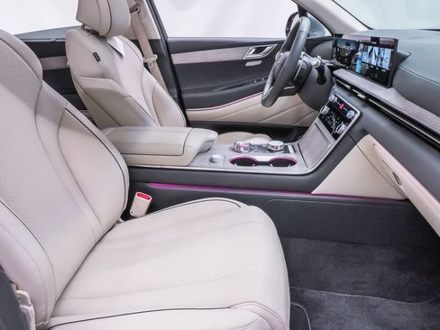 Certified 2026 Genesis GV80 3.5T Advanced image 15