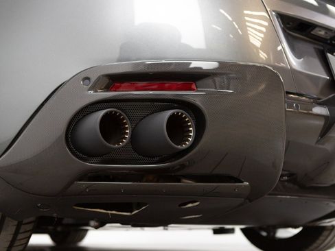 Used 2024 Ferrari Roma Spider image 38