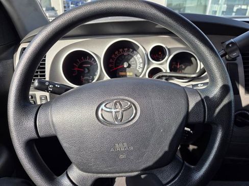 Used 2010 Toyota Tundra 4x4 Double Cab image 10