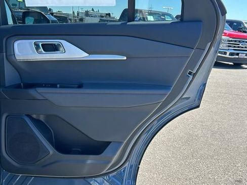 New 2026 Ford Explorer Active w/ Active Comfort Package AWD/4WD image 12