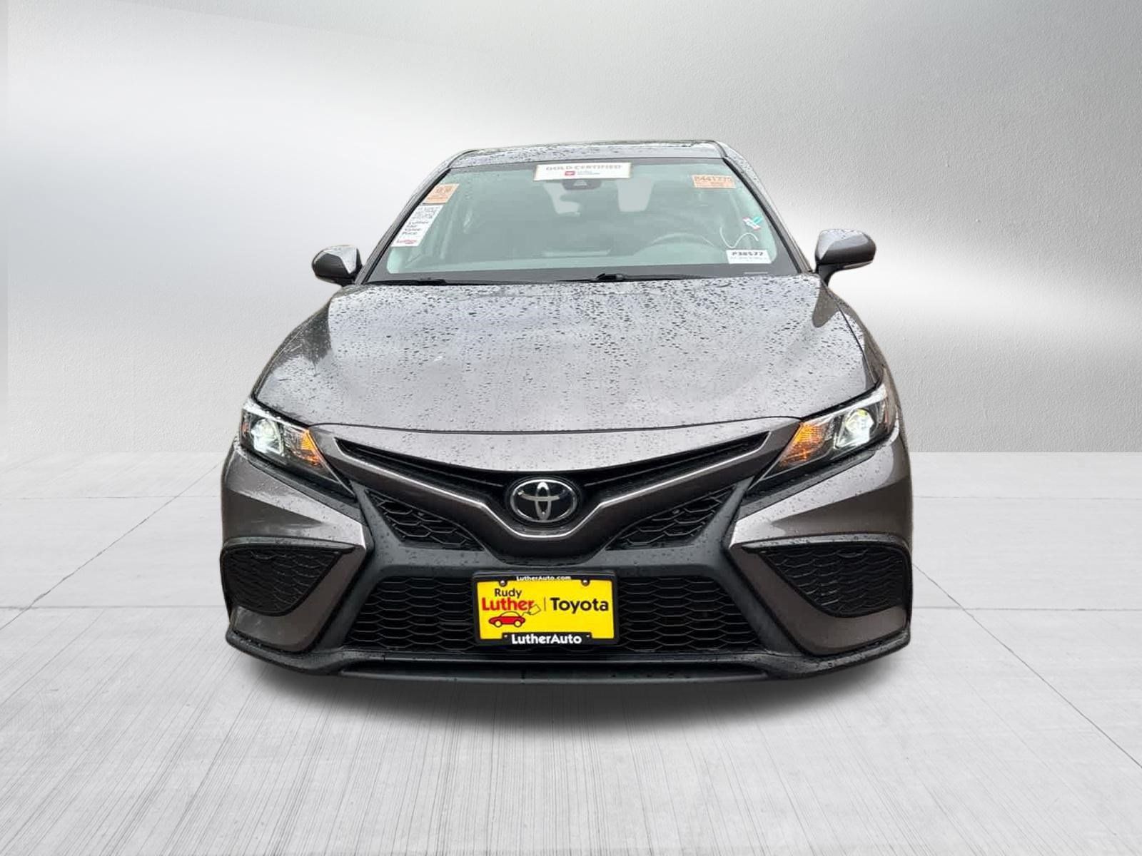 Used 2023 Toyota Camry SE w/ Cold Weather Package AWD/4WD image 2
