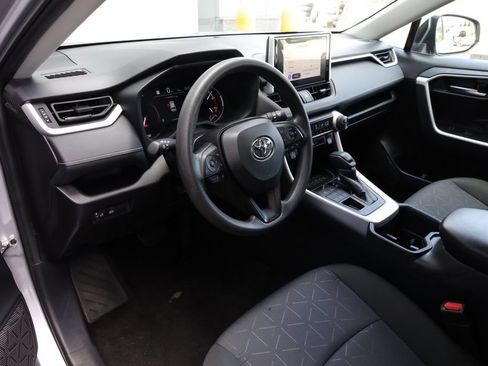 Certified 2025 Toyota RAV4 XLE AWD/4WD image 27