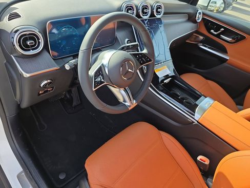 New 2026 Mercedes-Benz GLC 300 4MATIC image 9