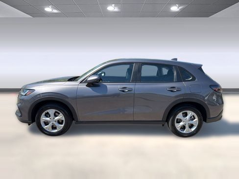 Used 2025 Honda HR-V LX image 2