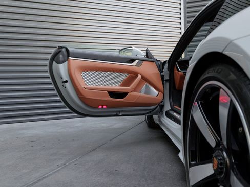 Certified 2023 Porsche 911 Sport Classic image 15