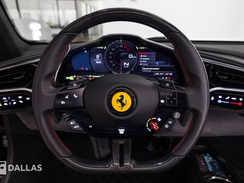 Used 2023 Ferrari 296 GTS RWD image 32