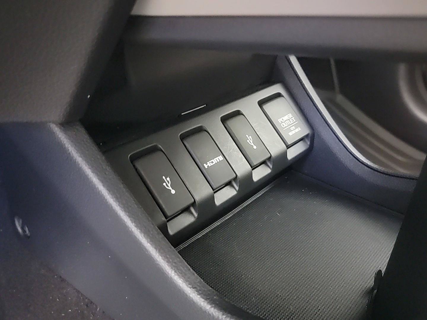 Certified 2017 Honda HR-V EX-L image 32