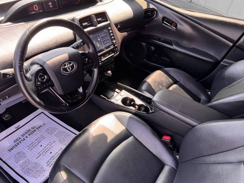Used 2021 Toyota Prius FWD image 20