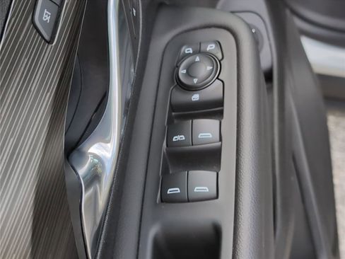 Used 2021 GMC Terrain SLT image 12