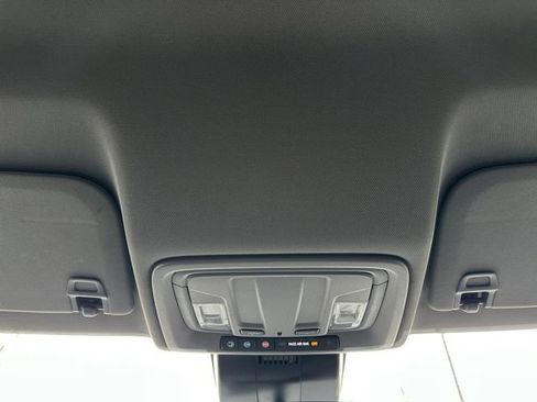 Used 2022 GMC Sierra 1500 Elevation image 27