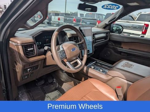 Used 2022 Ford Expedition Max King Ranch image 14