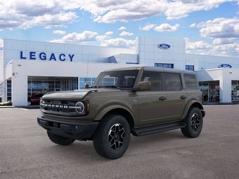 New 2026 Ford Bronco Outer Banks AWD/4WD image 1
