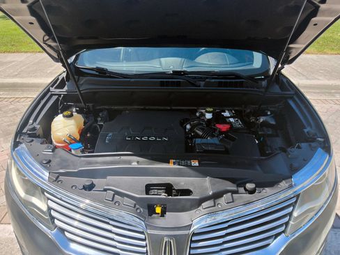 Used 2018 Lincoln MKX Reserve FWD image 39