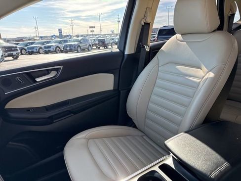 Used 2022 Ford Edge SEL w/ Convenience Package image 22