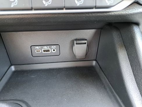 Used 2022 Nissan Sentra SV image 19