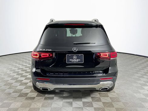 Certified 2023 Mercedes-Benz GLB 250 image 6