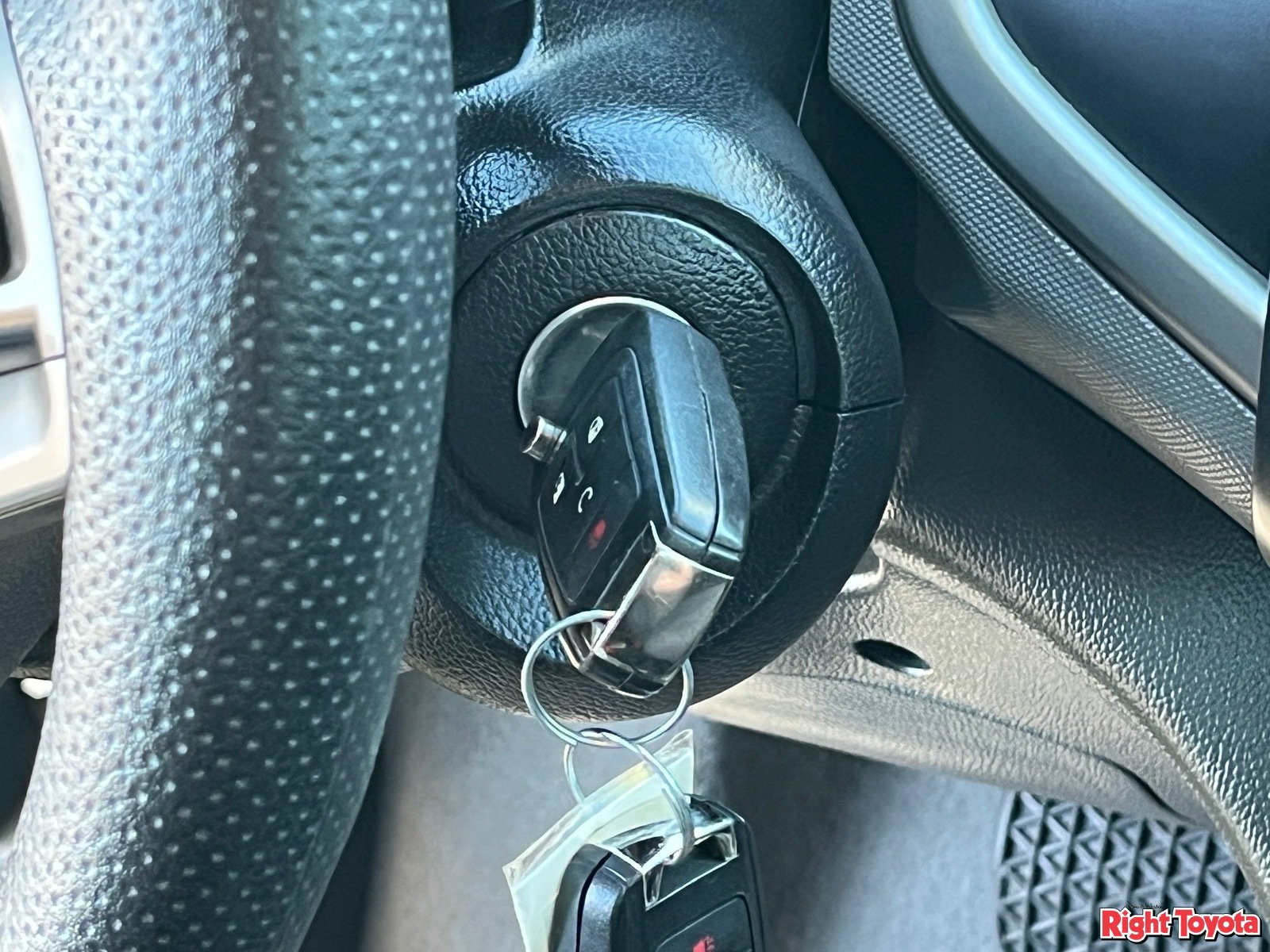 Used 2014 Chevrolet Sonic LT FWD image 25