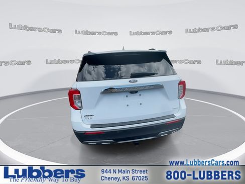Used 2020 Ford Explorer XLT w/ Equipment Group 202A RWD image 7