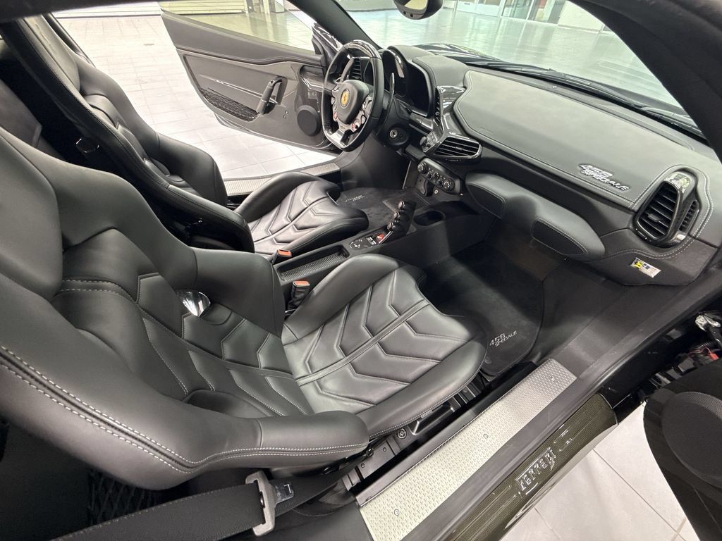 Certified 2015 Ferrari 458 Speciale Coupe RWD image 30