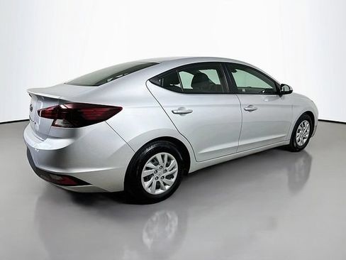 Used 2020 Hyundai Elantra SE w/ Cargo Package (C1) FWD image 7