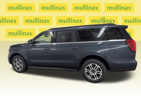 New 2025 Ford Expedition Max Active image 11