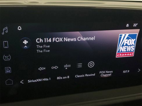 Used 2025 Buick Envista Preferred image 19