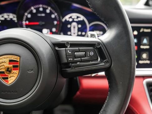 Used 2023 Porsche Panamera 4 Platinum Edition AWD/4WD image 31