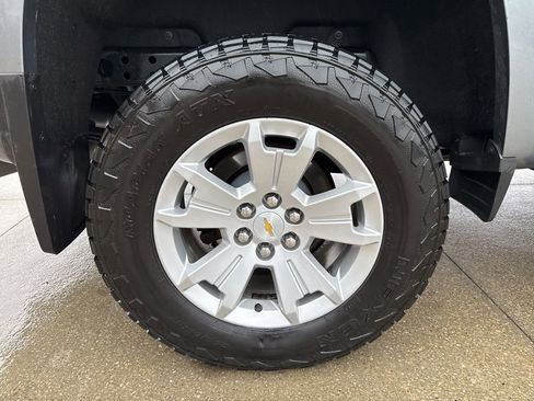 Used 2019 Chevrolet Colorado LT w/ LT Convenience Package image 52