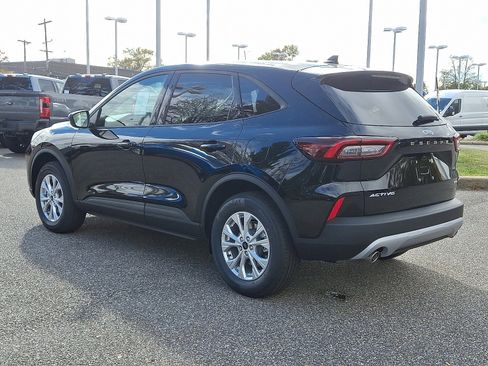 New 2026 Ford Escape Active w/ Cold Weather Package image 12