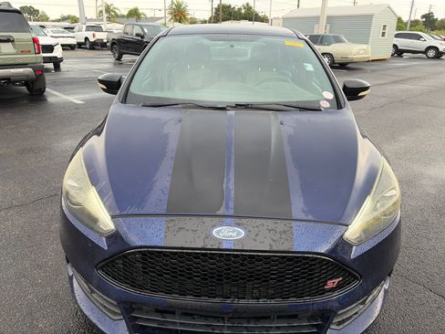 Used 2016 Ford Focus ST w/ Equipment Group 401A FWD image 2