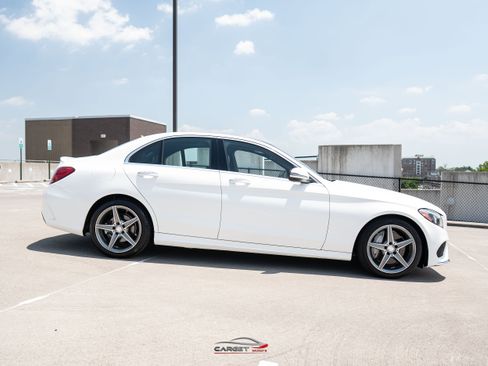 Used 2016 Mercedes-Benz C 300 4MATIC Sedan w/ Multimedia Package image 8