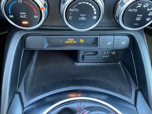 Used 2018 MAZDA MX-5 Miata Grand Touring image 13