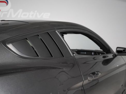 Used 2018 Ford Mustang GT Premium w/ Black Accent Package RWD image 33