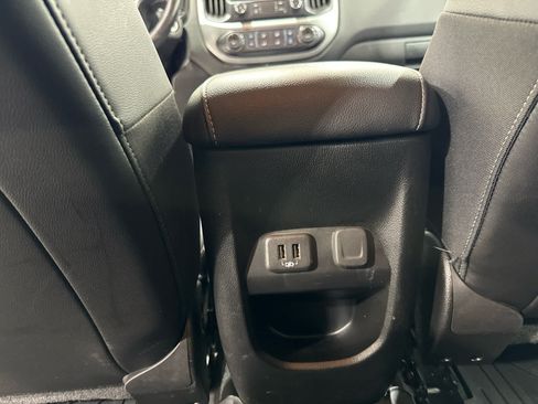 Certified 2022 Chevrolet Colorado ZR2 AWD/4WD image 14