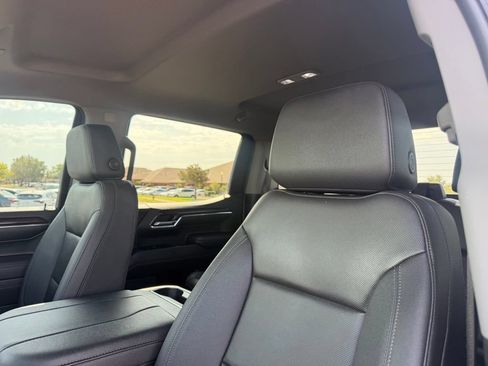 Used 2023 GMC Sierra 1500 SLT w/ SLT Premium Package AWD/4WD image 29