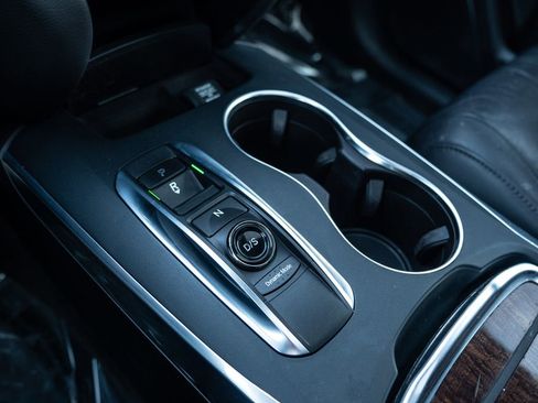 Certified 2018 Acura MDX SH-AWD w/ Technology Package image 34