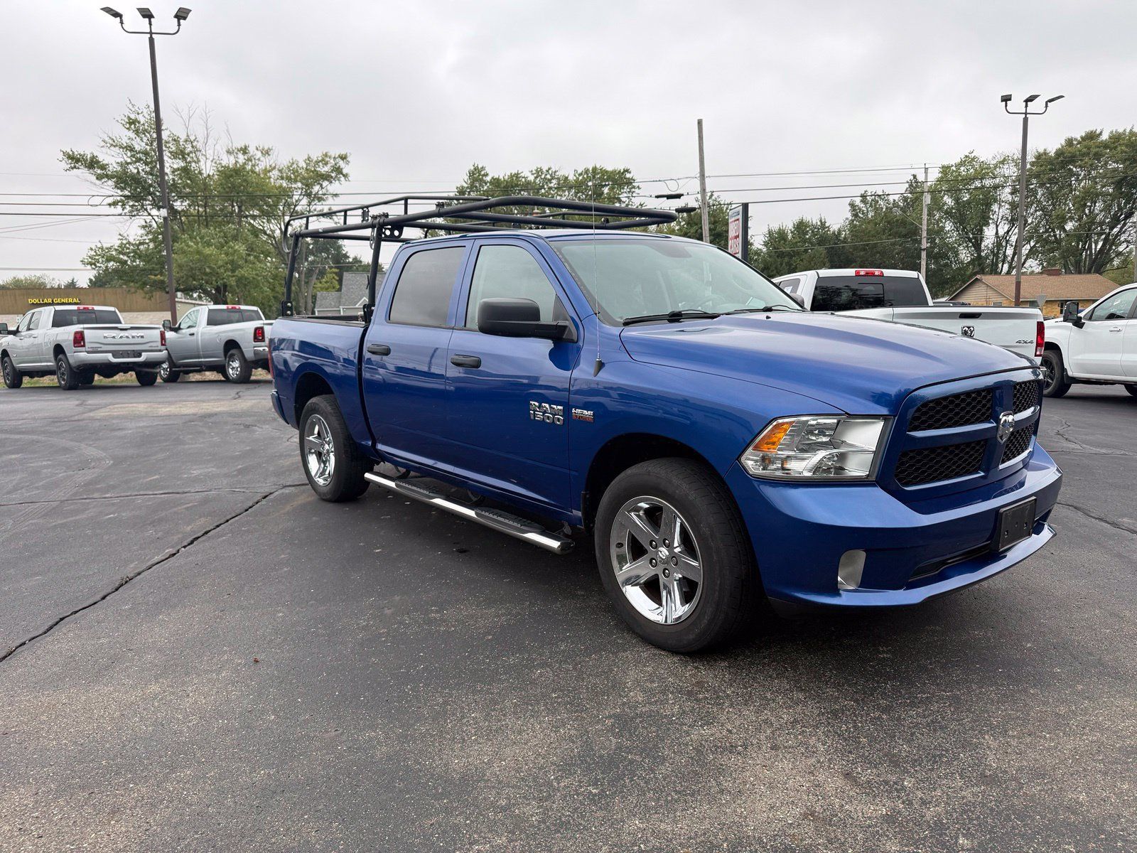 Used 2015 RAM 1500 Express AWD/4WD image 3