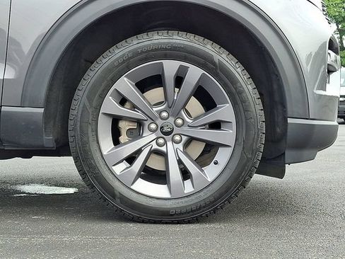 Certified 2023 Ford Explorer XLT w/ Equipment Group 202A AWD/4WD image 8