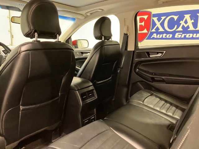 Used 2016 Ford Edge SEL w/ Equipment Group 201A AWD/4WD image 24
