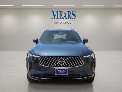 New 2026 Volvo XC90 B5 Core image 7